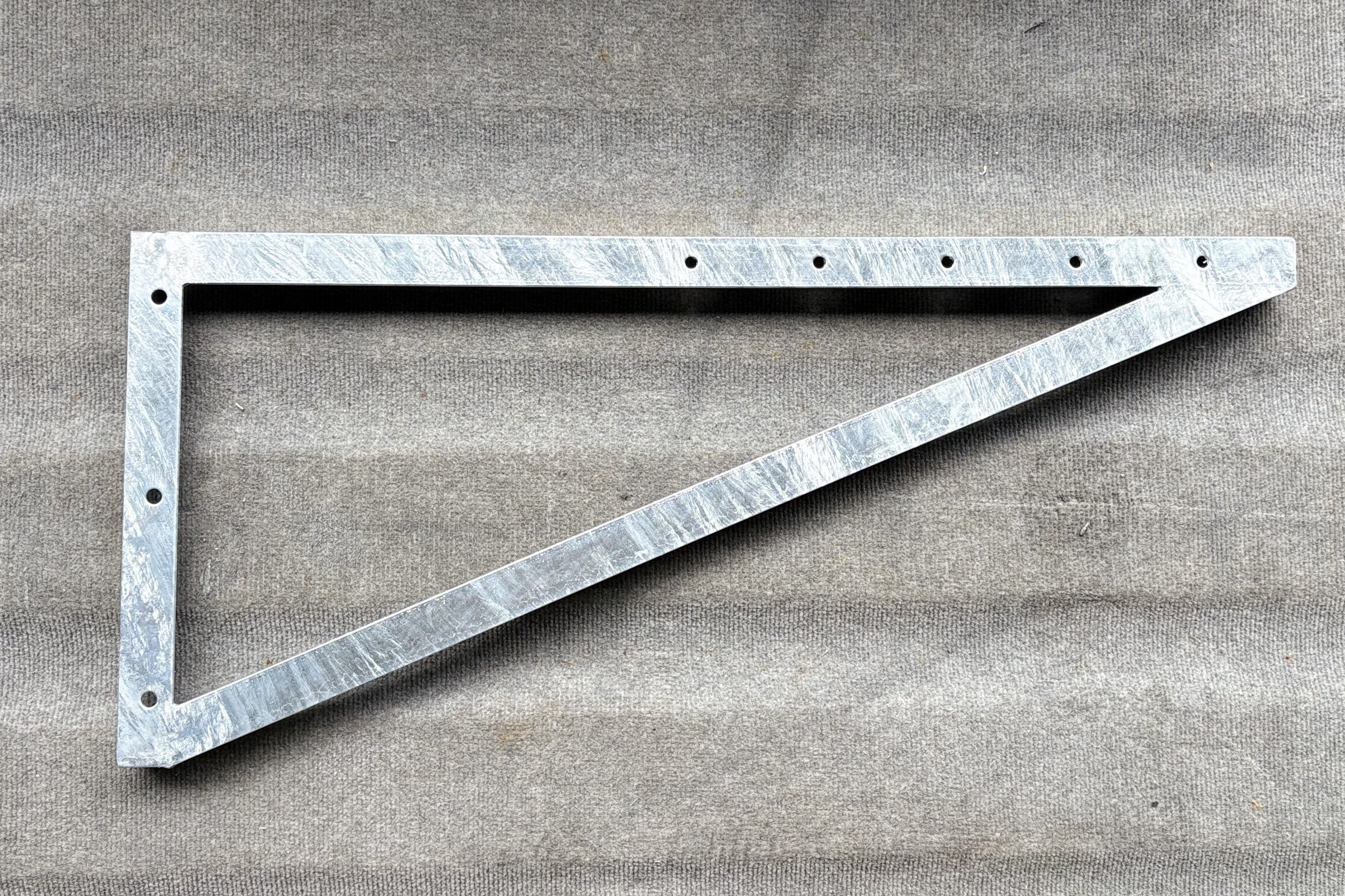 各種ブラケット